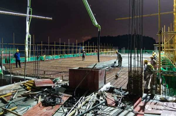 【關注】奮戰30天！確保四川能源職業學院10月封頂——四川能源職業學院專案千方百計趕進度