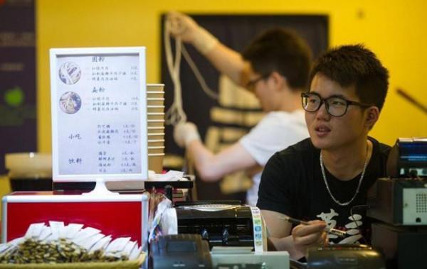 北大碩士創業遭董明珠怒斥：書白讀了！後來靠賣米粉狂賺5億元