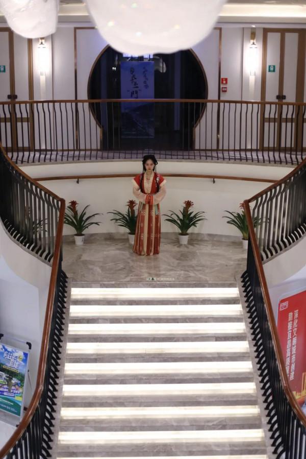 宜昌旅行最不容錯過:夜遊長江,翻越葛洲壩,現實版的水漲船高 宜昌旅行最不容錯過:夜遊長江,翻越葛洲壩,現實版的水漲船高