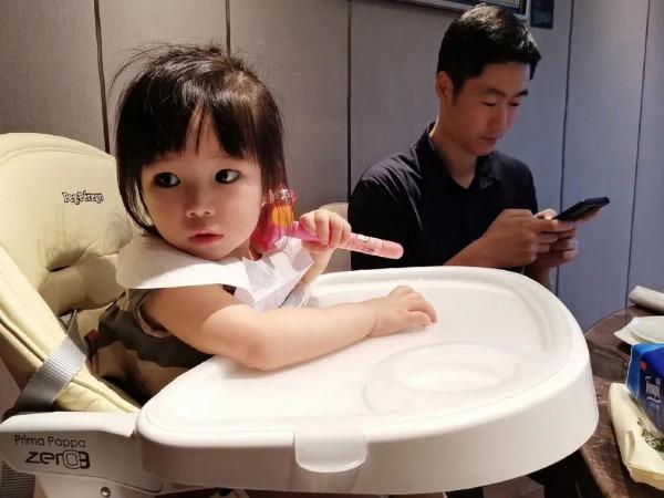 王勵勤的故事:國乒紀律標兵,與趙薇談過戀愛,終娶小十歲嬌妻 王勵勤的故事:國乒紀律標兵,與趙薇談過戀愛,終娶小十歲嬌妻