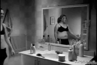 20歲女孩6個月每天跑5公里不吃一粒米：對身材很不滿，怎麼辦？