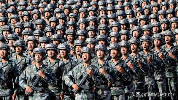 從海陸空三軍裝備，來對比2021年中國和美國軍事實力，還差多少？