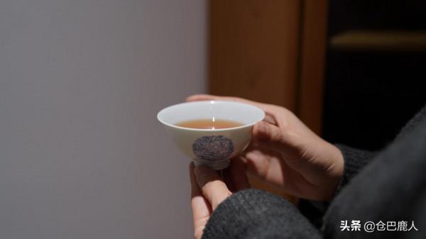 青花團花杯「傾城國色·便作文卿」 青花團花杯「傾城國色·便作文卿」