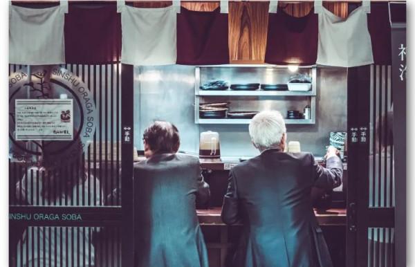 “每月到手14萬日元”被刷屏,刷的是日本人不抱希望的低收入現狀 “每月到手14萬日元”被刷屏,刷的是日本人不抱希望的低收入現狀