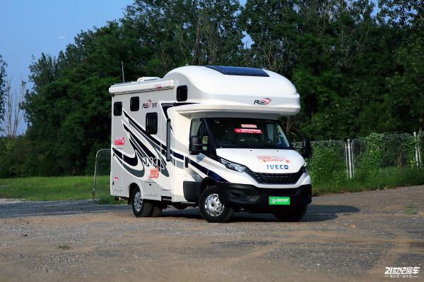 奇瑞進口底盤雙拓展房車,帶21.4度電,電粉碎直排馬桶 奇瑞進口底盤雙拓展房車,帶21.4度電,電粉碎直排馬桶