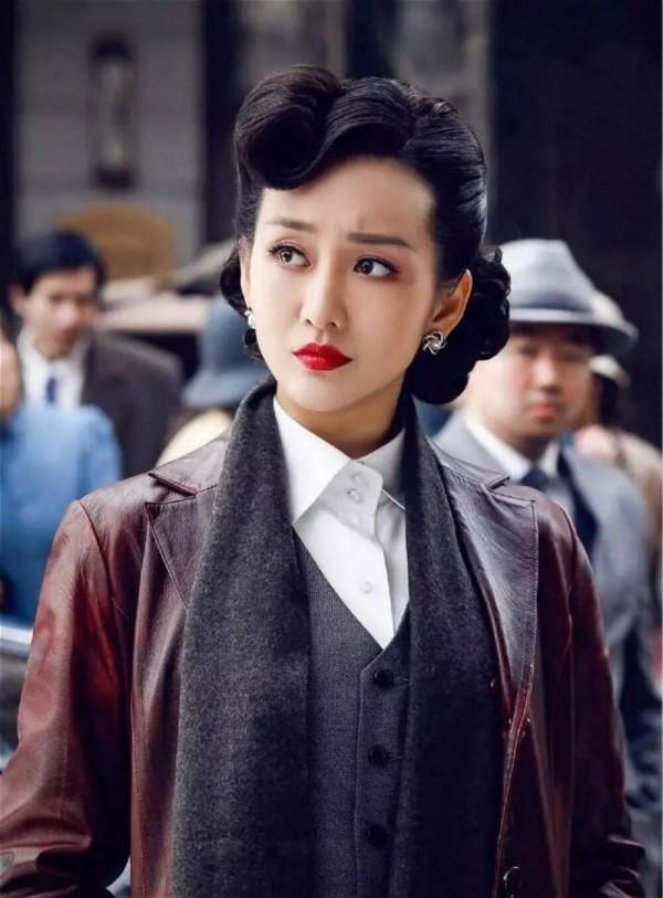 《開端》帶火了劉丹！從梅婷到楊紫，多名女演員曾因正午陽光走紅