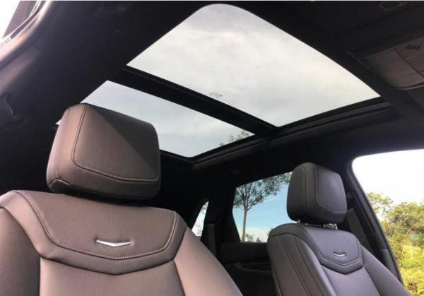 凱迪拉克XT5：試駕2.0T 輕混動 四驅豪華版，配9AT波箱實力如何？