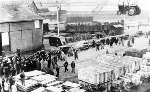 1946年，中國接收日本投降物資，美國卻從中使壞，還槍斃中國工人