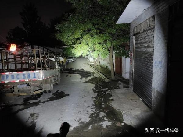 評測 | Fenix C7直充戶外手電，一起來看看第三代升級版的誠意