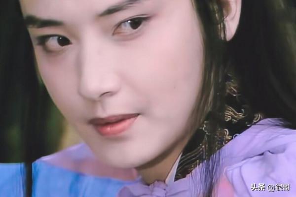 光芒中隱藏著兩位87版紅樓夢中的演員,認出了柳湘蓮,沒認出賈璉 光芒中隱藏著兩位87版紅樓夢中的演員,認出了柳湘蓮,沒認出賈璉