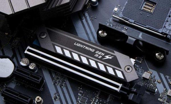 12000元的AMD宙斯盾z5準系統？網友：我可以自己組裝了，更便宜