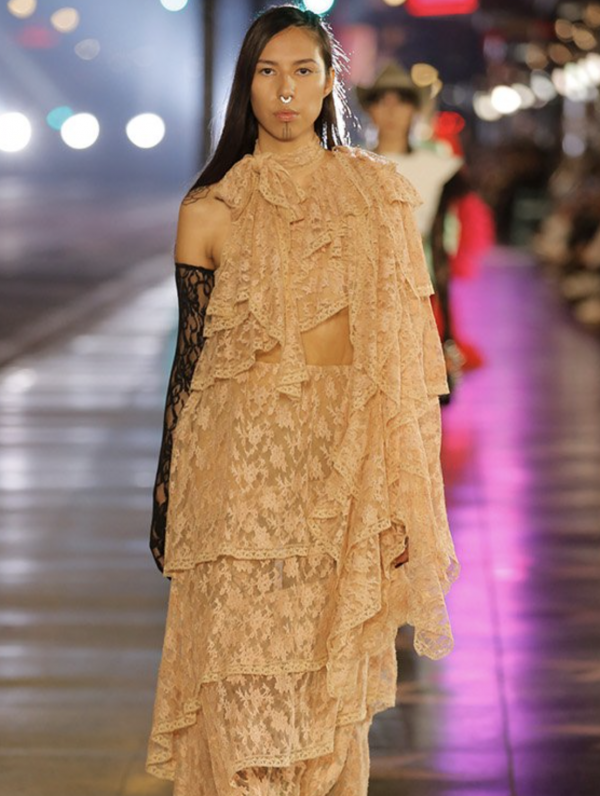 2021年“Gucci Love Parade”復古大秀 復古大潮已翻起 搭車請快點