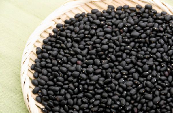 過了40歲的女性，常吃5種食物，或能給身體帶來益處