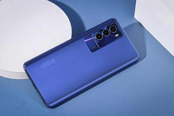 三款2000元左右，熱門暢銷的手機配置解讀