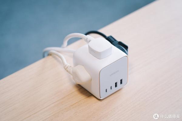 小巧不佔地,插座的再進化:自帶USB快充的綠聯30W/65W智充魔盒 小巧不佔地,插座的再進化:自帶USB快充的綠聯30W/65W智充魔盒