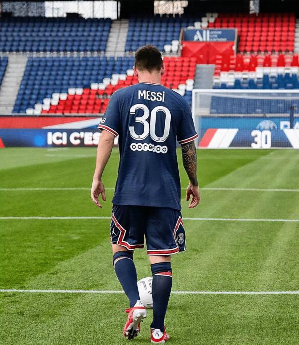 前拜仁主席：梅西、C羅配不上千萬年薪，降點薪金又不會窮死