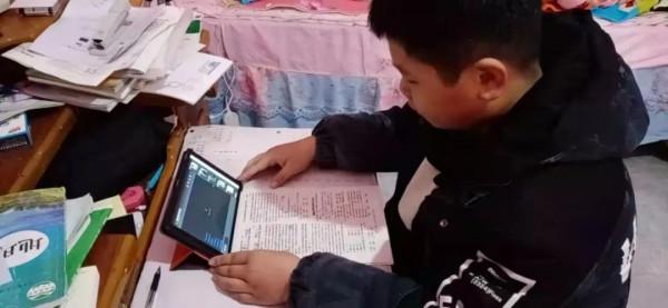 無&OpenCurlyDoubleQuote;生&rdquo;教學，有聲課堂，學生在家，教師在&OpenCurlyDoubleQuote;堂&rdquo;