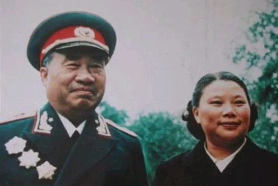 1974年，聽聞兒子去世，朱德哽咽說：你們不告訴，這不對