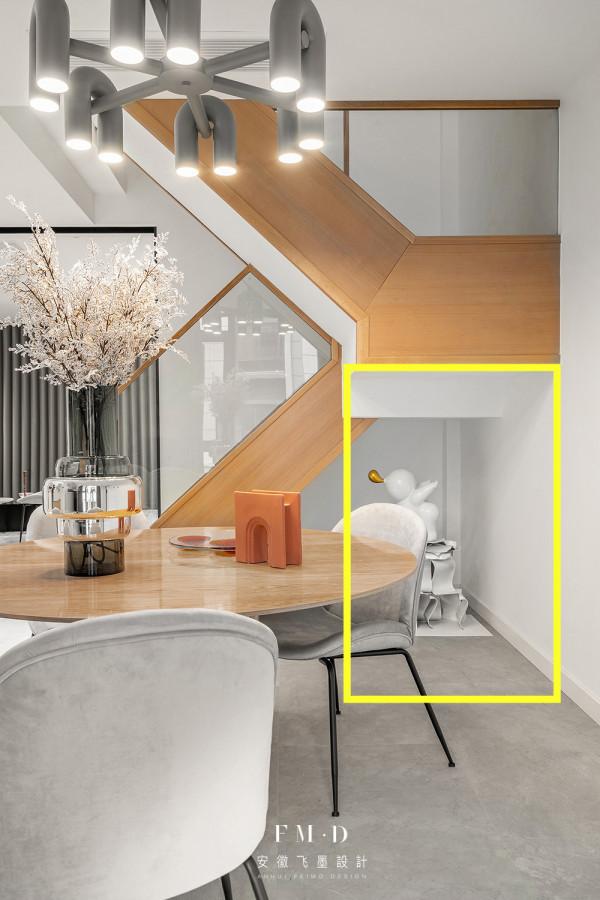 4套案例證明,還是傳統的現澆樓梯耐看,鋪石材嵌燈帶提高了檔次 4套案例證明,還是傳統的現澆樓梯耐看,鋪石材嵌燈帶提高了檔次