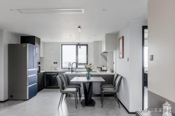 北京90後夫妻砸36萬裝修136㎡家，效果清雅高階，超有品味！曬曬