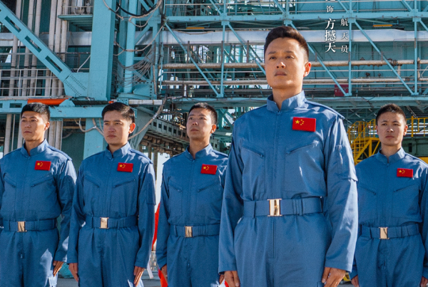 央視又拿到“王炸”，耿樂40集大劇上星CCTV1，收視率要爆