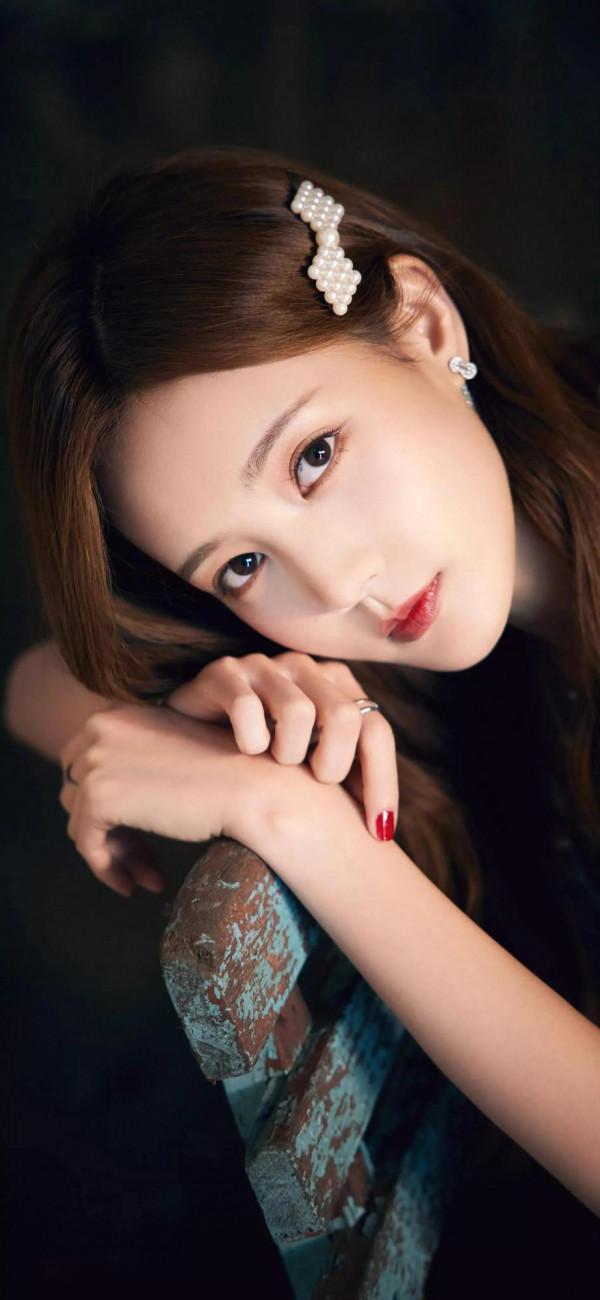 白鹿PK李一桐，誰更美