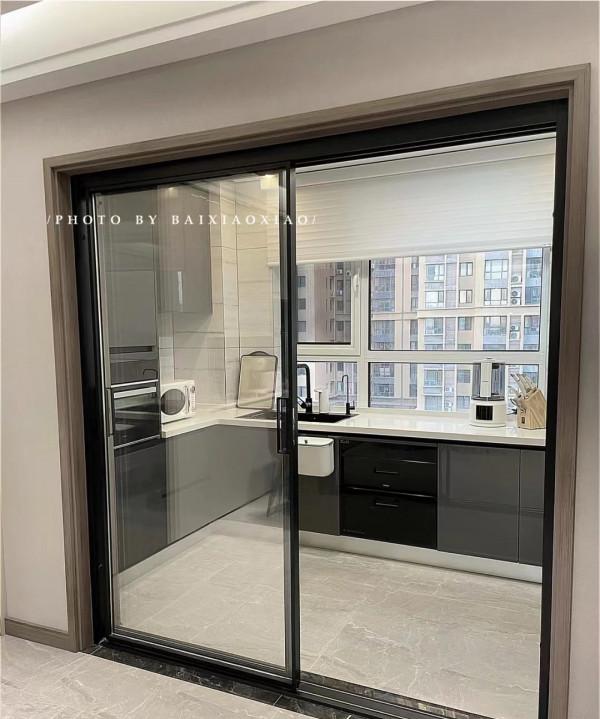 業主花30W裝出來的家，卻被吐槽像“出租屋”，她卻覺得挺好