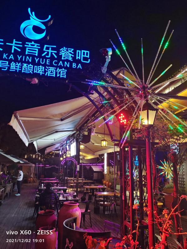 ＂20的泡麵5元一個茶蛋＂多少年沒到國內旅遊了？有色眼鏡該摘了