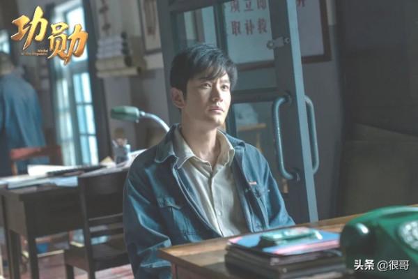 黃曉明出演《功勳》，不僅哭戲收穫好評，還讓感人的一幕定格