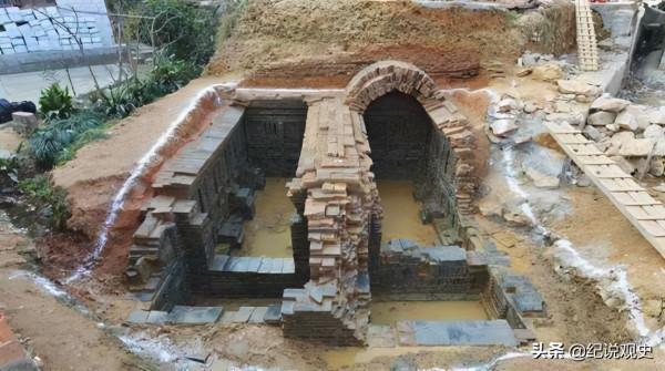 四川挖出龍鳳合葬墓，埋葬的卻是兩名大男人，古代太監心酸的一生