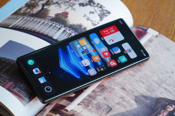 三款年度旗艦級好評手機，七大配置看點