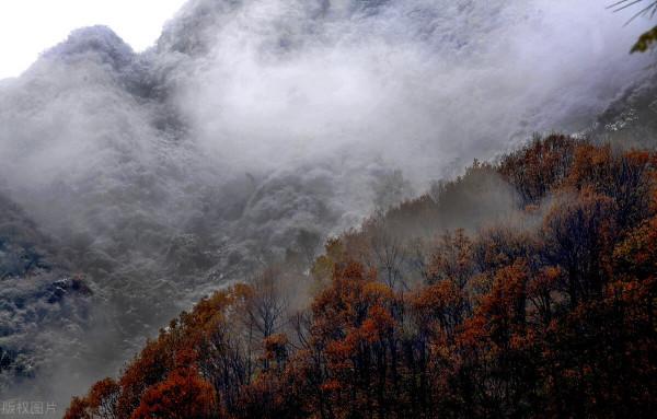 陝西這一國內“最長”的穿山隧道內外皆有風景 十幾分鍾穿越南北 陝西這一國內“最長”的穿山隧道內外皆有風景 十幾分鍾穿越南北