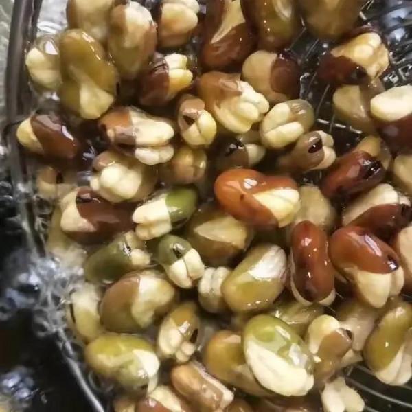 新年必備的零食清單，寓意大吉大利，財源廣進