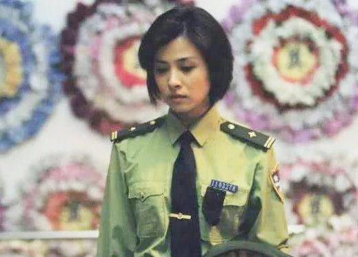 七大“海巖女郎”現狀:有人嫁富豪,有人退圈,有人負債過億 七大“海巖女郎”現狀:有人嫁富豪,有人退圈,有人負債過億