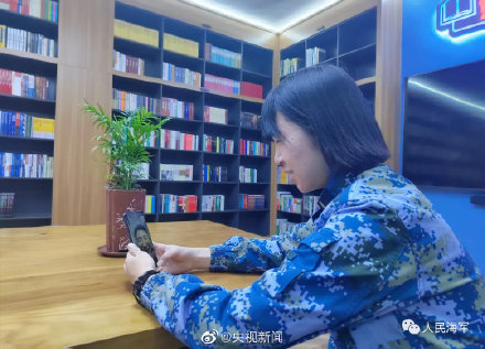 清華女生參軍後輔導戰友考清華 清華女生參軍後輔導戰友考清華