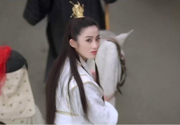 “最美趙敏”劉玉璞，死後三天才被發現，身世傳聞太過離奇