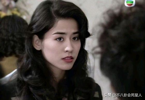 TVB的熟女們，年近半百不打針、不整容，個個美得很自然