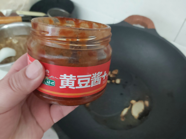 醬香土豆煲,解鎖土豆新吃法,醬香濃郁的下飯菜 醬香土豆煲,解鎖土豆新吃法,醬香濃郁的下飯菜