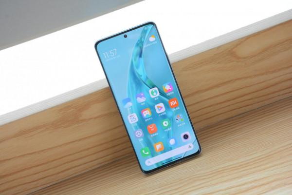 小米12系列MIUI 13卡頓的原因找到了！64位系統與32位App不相容