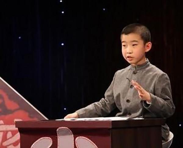 神童楊心龍：9歲被封“演講帝”，道出心中所想，為何飽受質疑？