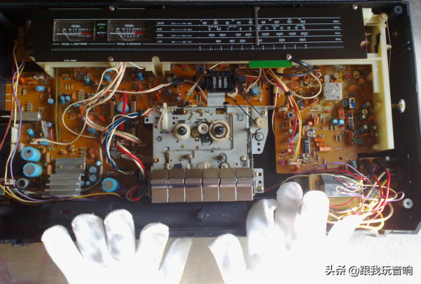 改造一款80年代Universum生產 Super Sound 16000收錄機音響