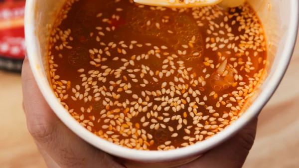 宅家速食測評，開水熱一熱就能吃