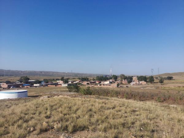 翻過這座山，到我的家鄉看一看