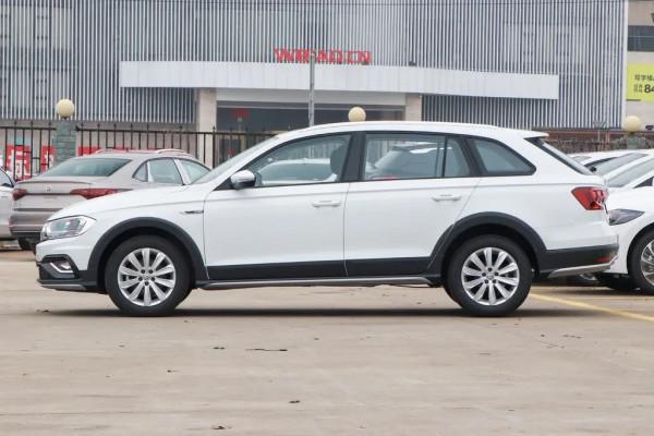 大眾蔚領對比大眾桑塔納浩納，家用兩廂車如何選擇？