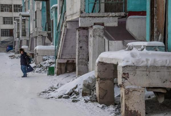 萬人城鎮正變成一個湖，俄羅斯到處都在融化？有人要賣房跑路了