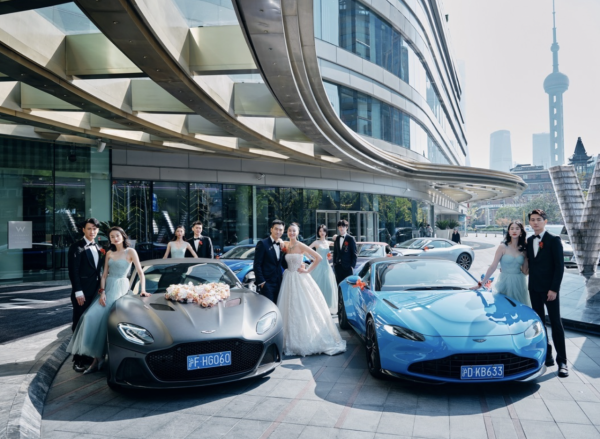 2021年娛樂圈8場唯美婚禮：俊男靚女羨煞旁人，兩對新人奉女成婚