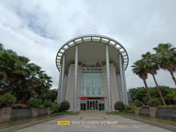 真我GT Neo2T評測：一手掌控的科技潮牌單品