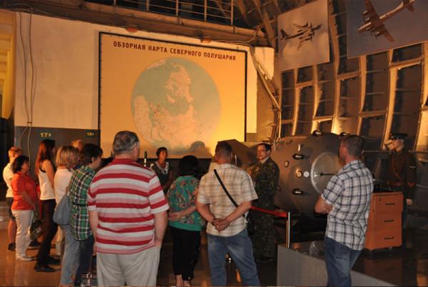 “警告！莫斯科正在遭受核武器攻擊！”