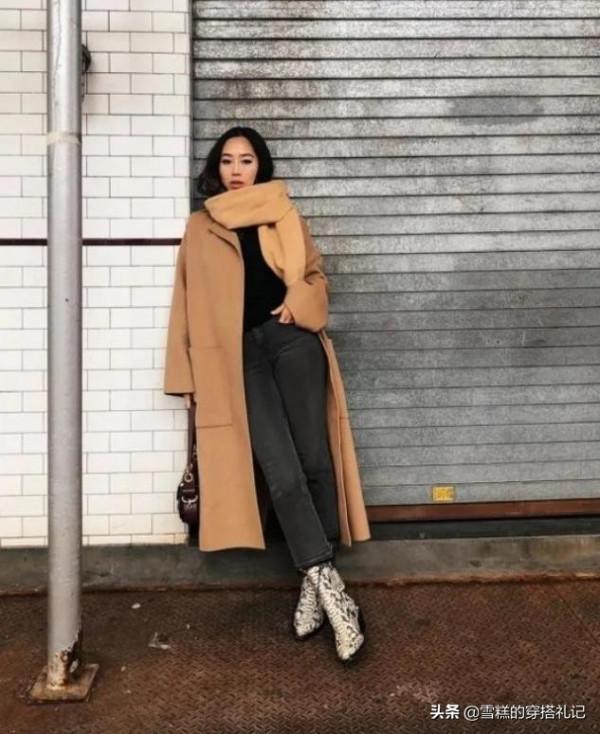 今年火了一種靴子,叫“吸菸靴”,顯瘦顯高,搭大衣風衣都合適 今年火了一種靴子,叫“吸菸靴”,顯瘦顯高,搭大衣風衣都合適