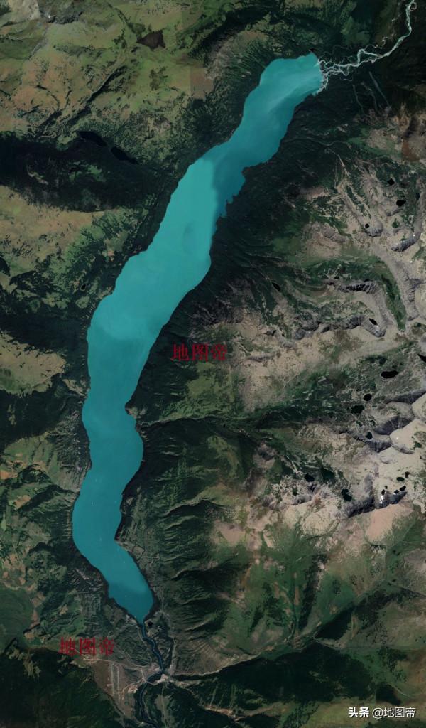 新疆喀納斯湖，成吉思汗葬在湖中？